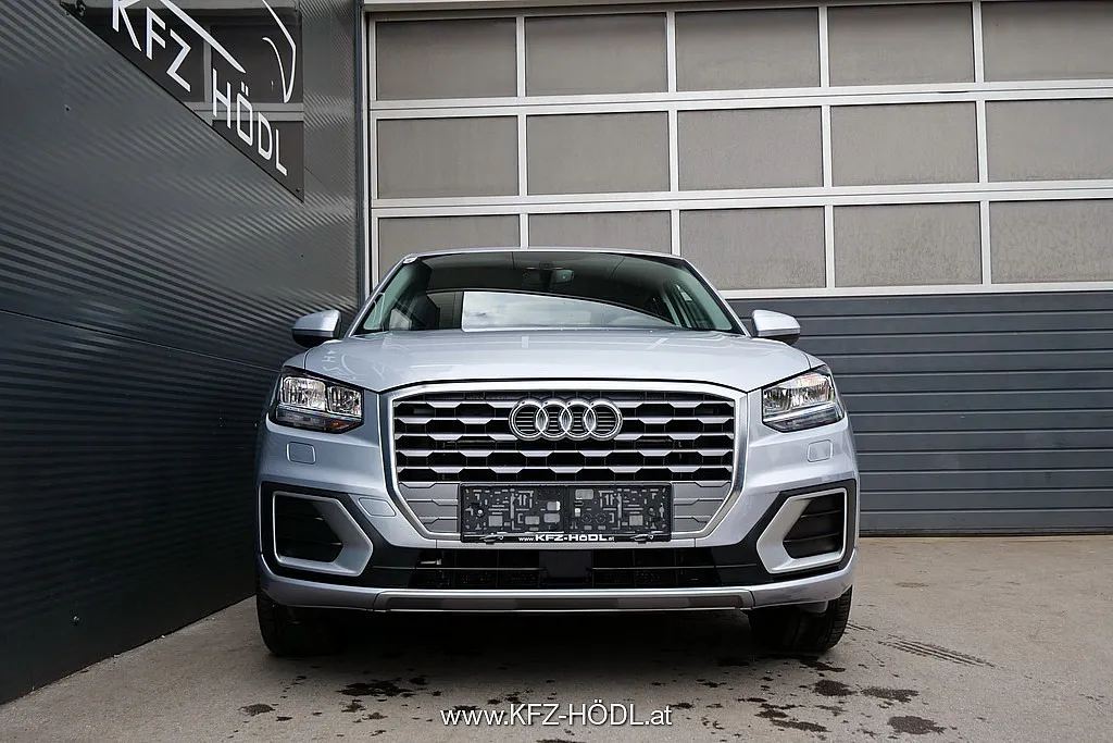 Audi Q2 30 TDI Sport Image 3